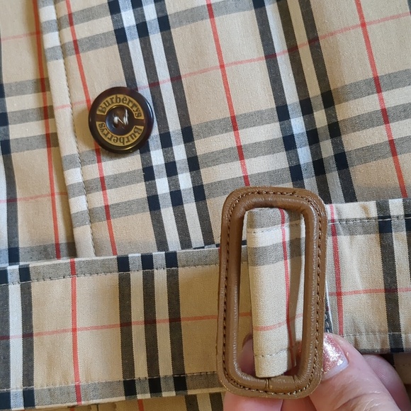 NWT Burberry of London Nova Plaid Women's Rain Coat Size Large - Picture 2 of 16